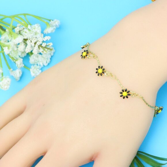 Chic & Stylish Bracelet – A Thoughtful Gift for Women and Girls, DYC1014 - Picture 5 of 8